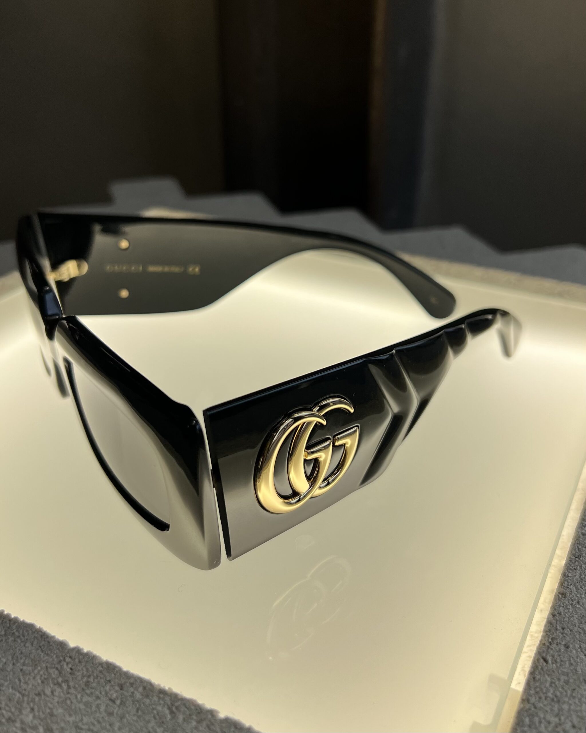 Окуляри сонцезахисні GUCCI GG0811S 001 53 21 145 4 Окуляри сонцезахисні GUCCI GG0811S 001 53 21 145 - Зображення 4
