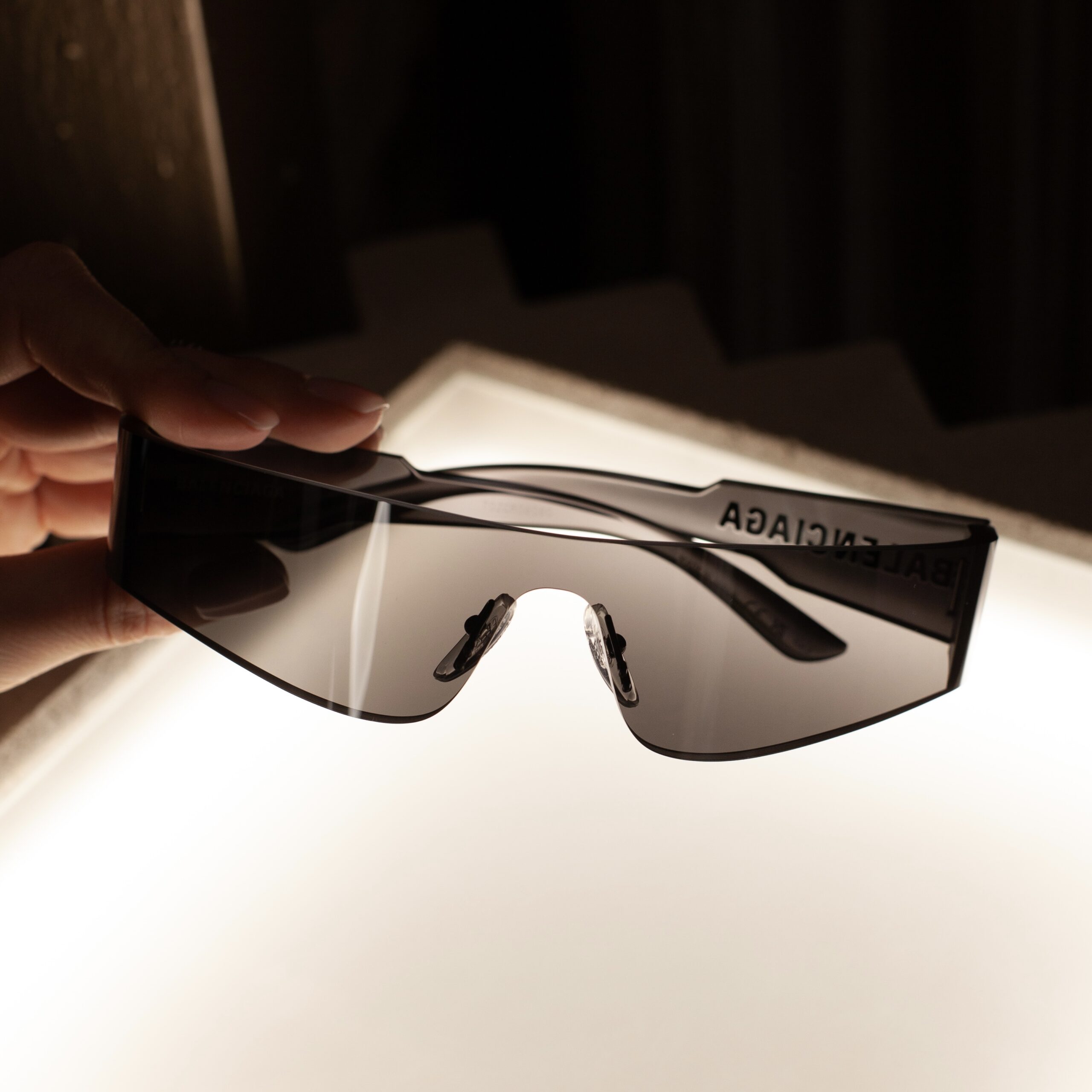 Окуляри сонцезахисні BALENCIAGA BB0041S 002 99 1 125 3 Окуляри сонцезахисні BALENCIAGA BB0041S 002 99 1 125 - Зображення 3