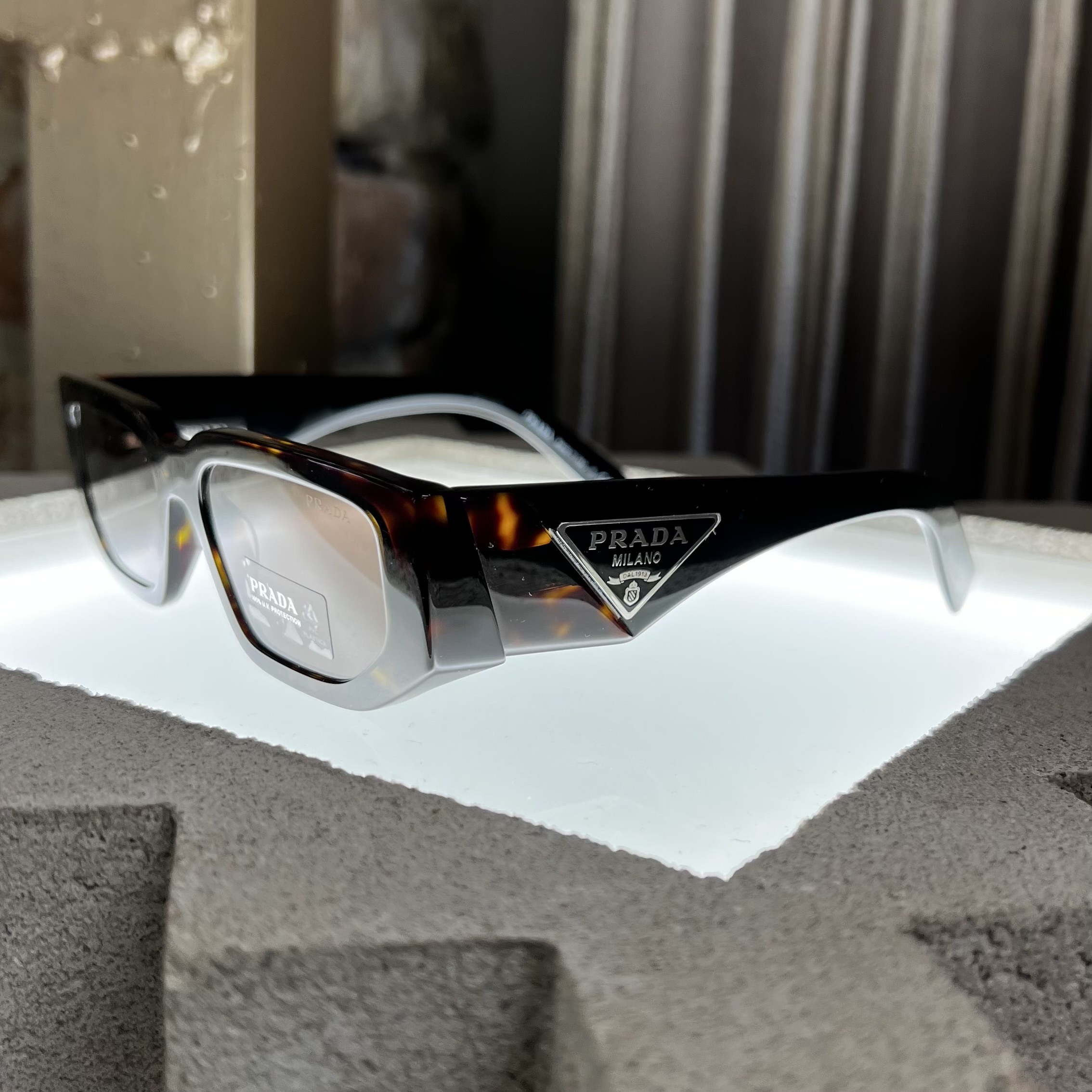 Окуляри сонцезахисні PRADA PR 09ZS 2AU06B 54 18 140 3N 3 Окуляри сонцезахисні PRADA PR 09ZS 2AU06B 54 18 140 3N - Зображення 3