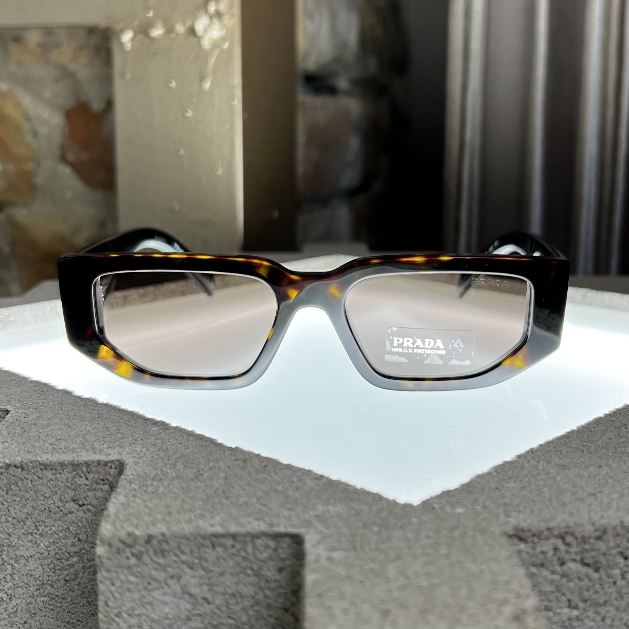 Окуляри сонцезахисні PRADA PR 09ZS 2AU06B 54 18 140 3N 1 Окуляри сонцезахисні PRADA PR 09ZS 2AU06B 54 18 140 3N