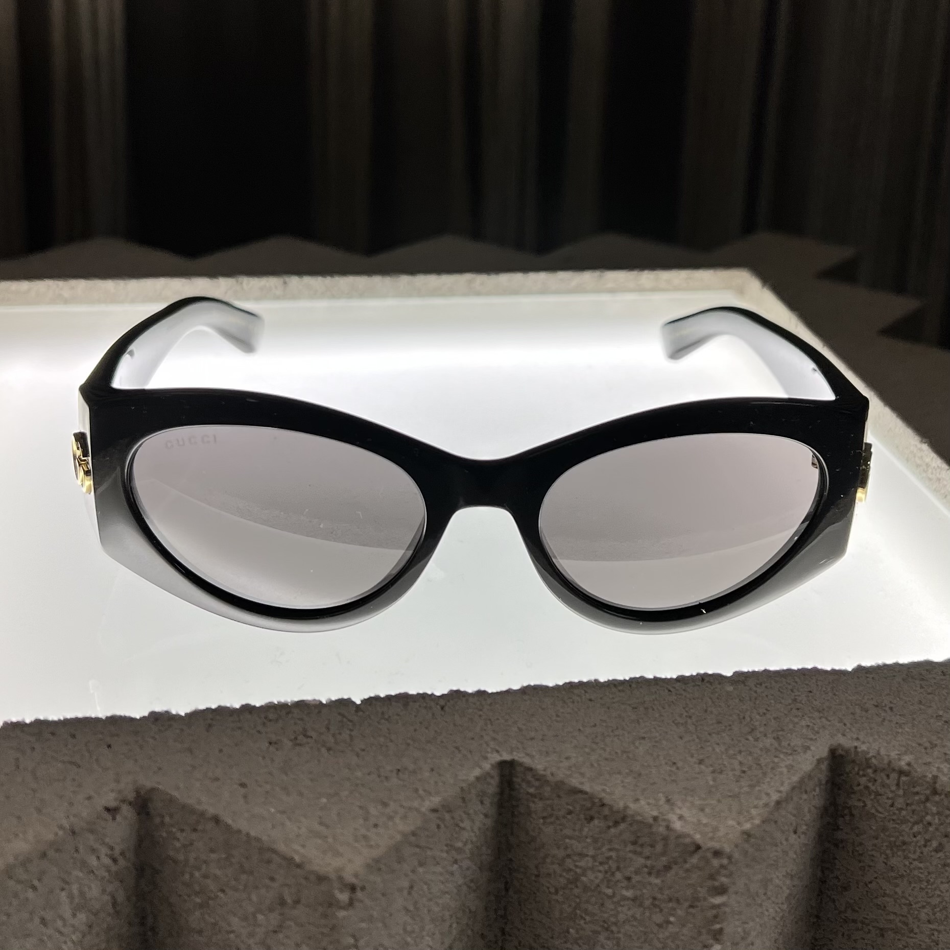 Окуляри сонцезахисні GUCCI GG1401S 001 53 19 130 2 Окуляри сонцезахисні GUCCI GG1401S 001 53 19 130 - Зображення 2