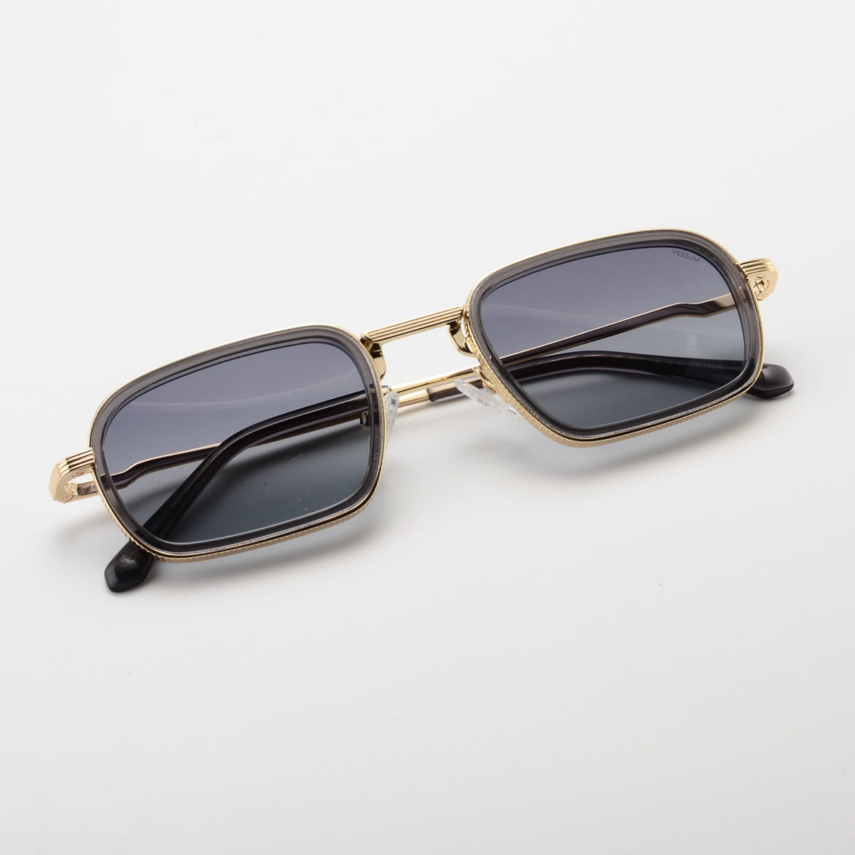 Окуляри сонцезахисні VESSUM VSM09 C05 4 Окуляри сонцезахисні VESSUM VSM09 C05 - Зображення 4