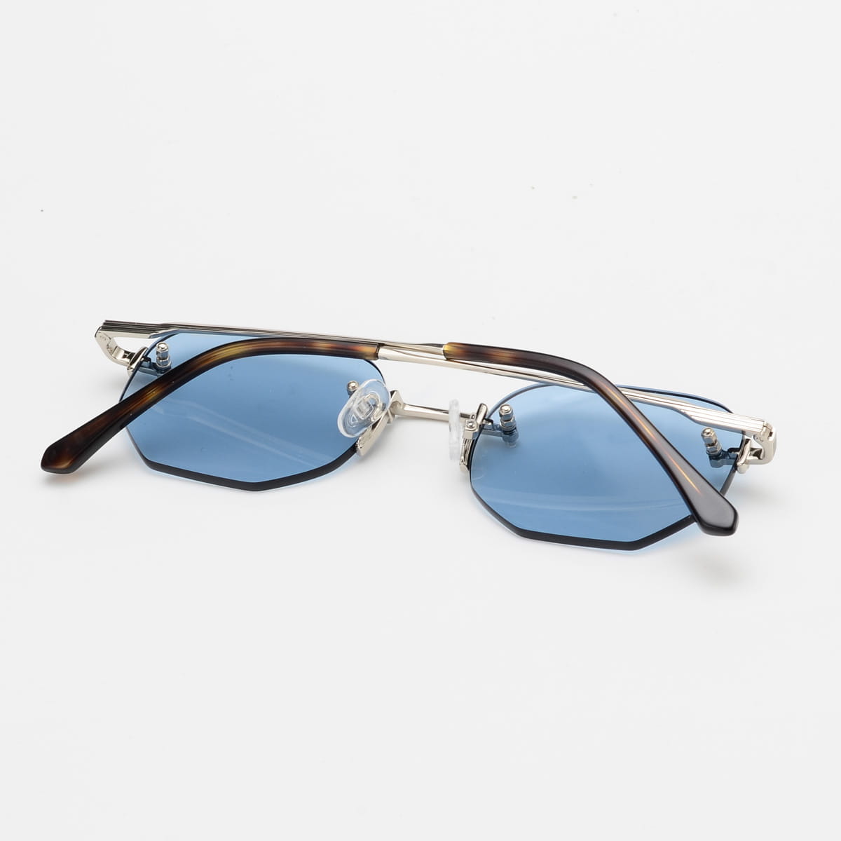 Окуляри сонцезахисні VESSUM VSM16 C05 3 Окуляри сонцезахисні VESSUM VSM16 C05 - Зображення 3