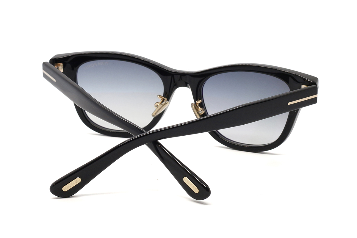 Окуляри сонцезахисні TOM FORD FT1353-D 01C 52 2 Окуляри сонцезахисні TOM FORD FT1353-D 01C 52 - Зображення 2